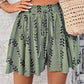 🌸 Shorts Boho Estampado – 50% DE DESCONTO! ÚLTIMO DIA! Cós alto, elástico e amarração ajustável – combinam o conforto de shorts com a elegância de saia. Perfeitos para praia, férias e looks de verão – protegem e dão confiança. 💃
